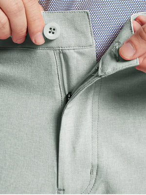 GLACIER GREY 9 Inch Heather Performance Golf Shorts close-up of waistband and button detail